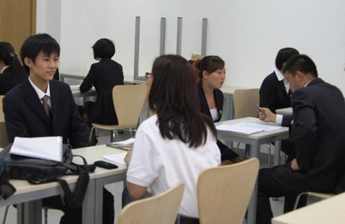 昱齊盛人力資源與河南愛(ài)幫人力簽定勞務(wù)資源合作